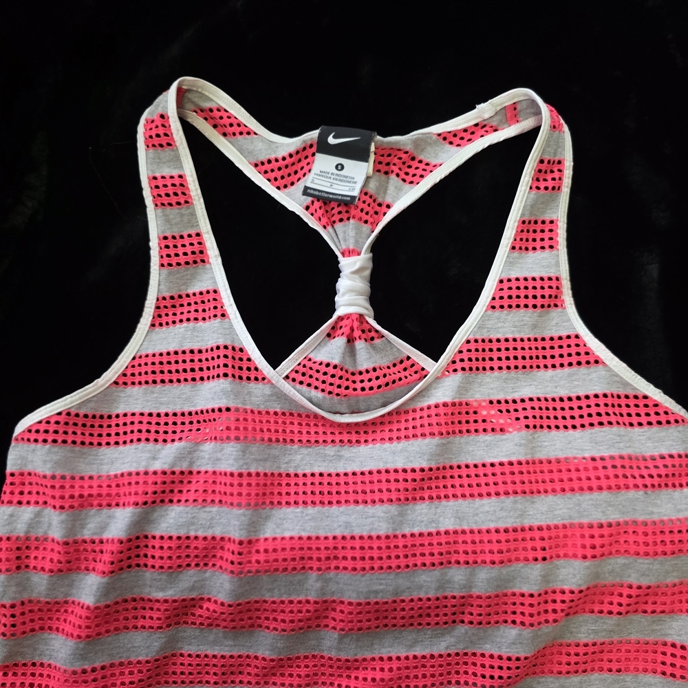 Nike Swim Top - Picture 3 of 7